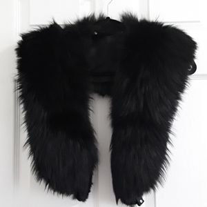 Fur, possibly faux, Boa/Accessorie**